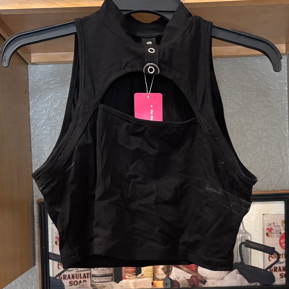 SHEIN Black Crop Top